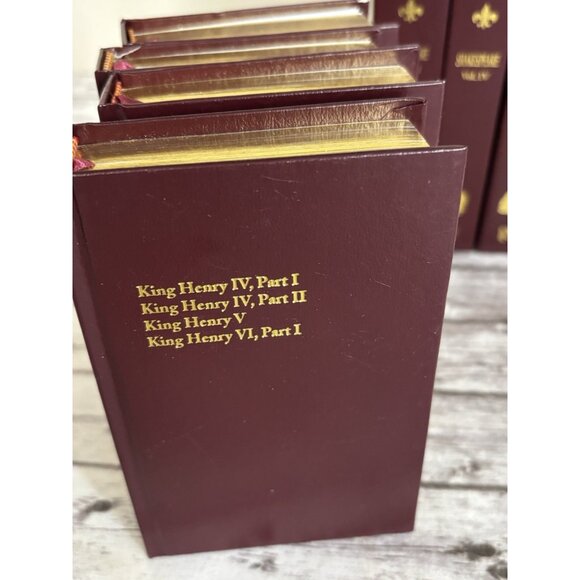Works of Shakespeare Mini Red Gold Hardcover 1-6 Volume Set & 9 - Picture 6 of 13
